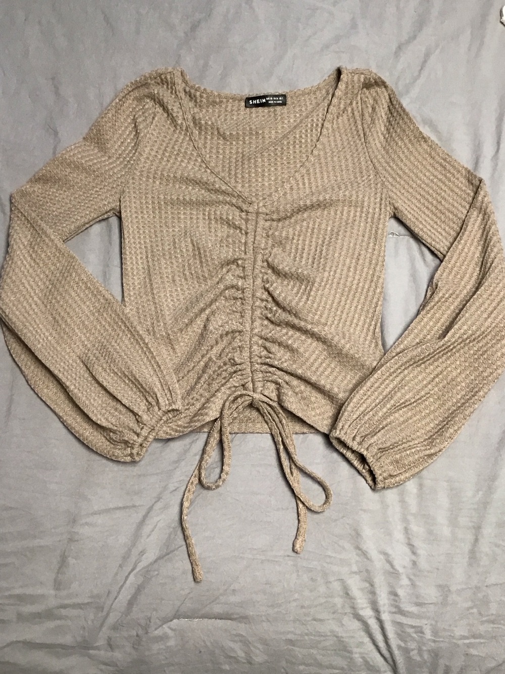 SHEIN Beige Ruched Drawstring Long Sleeve Knit Top